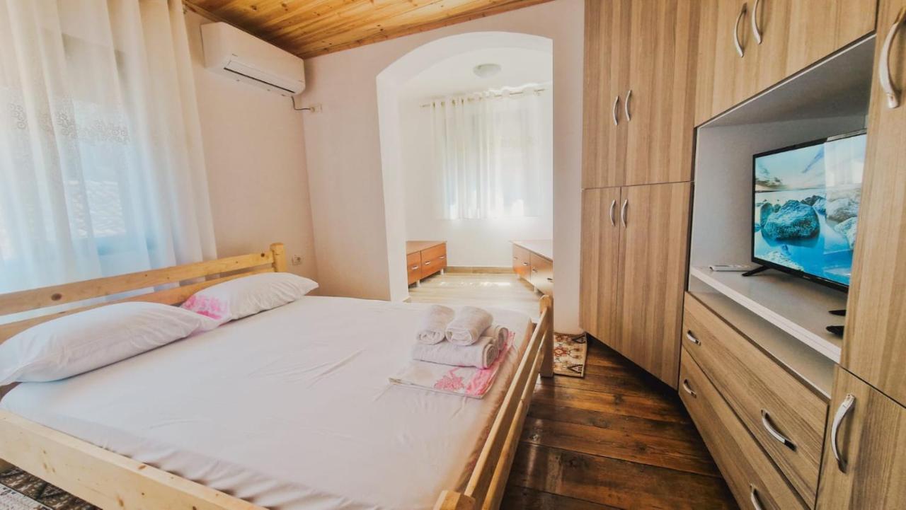 Guesthouse Kroi City Center Berat Exterior foto