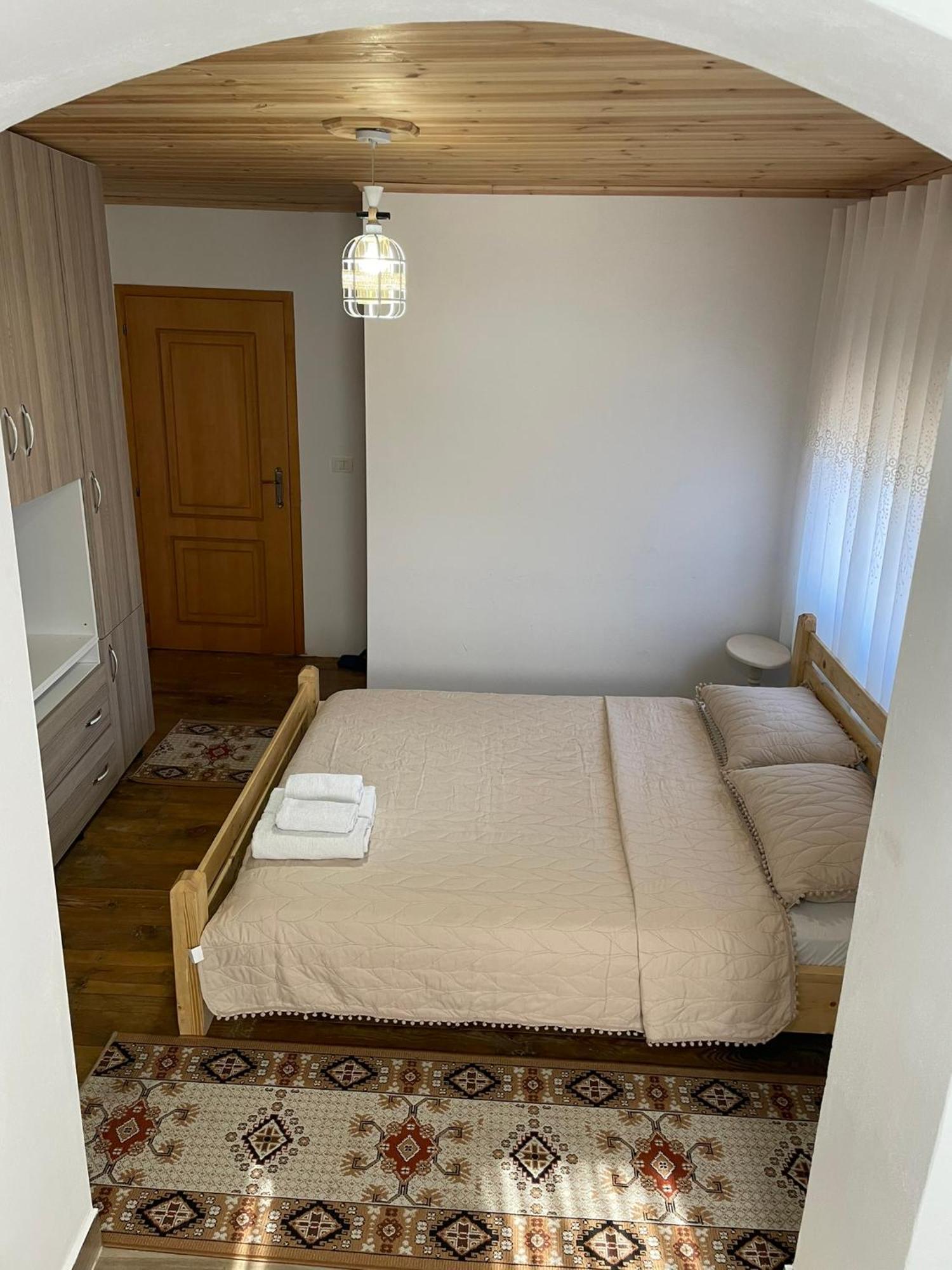 Guesthouse Kroi City Center Berat Exterior foto